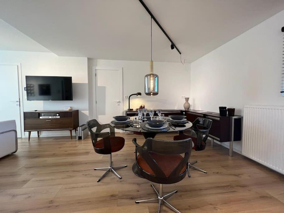 Charmant Appartement Au Look Design Монс Екстериор снимка